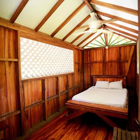 Hotel Puerto Viejo - Estd 1939 Puerto Viejo de Talamanca Extérieur photo
